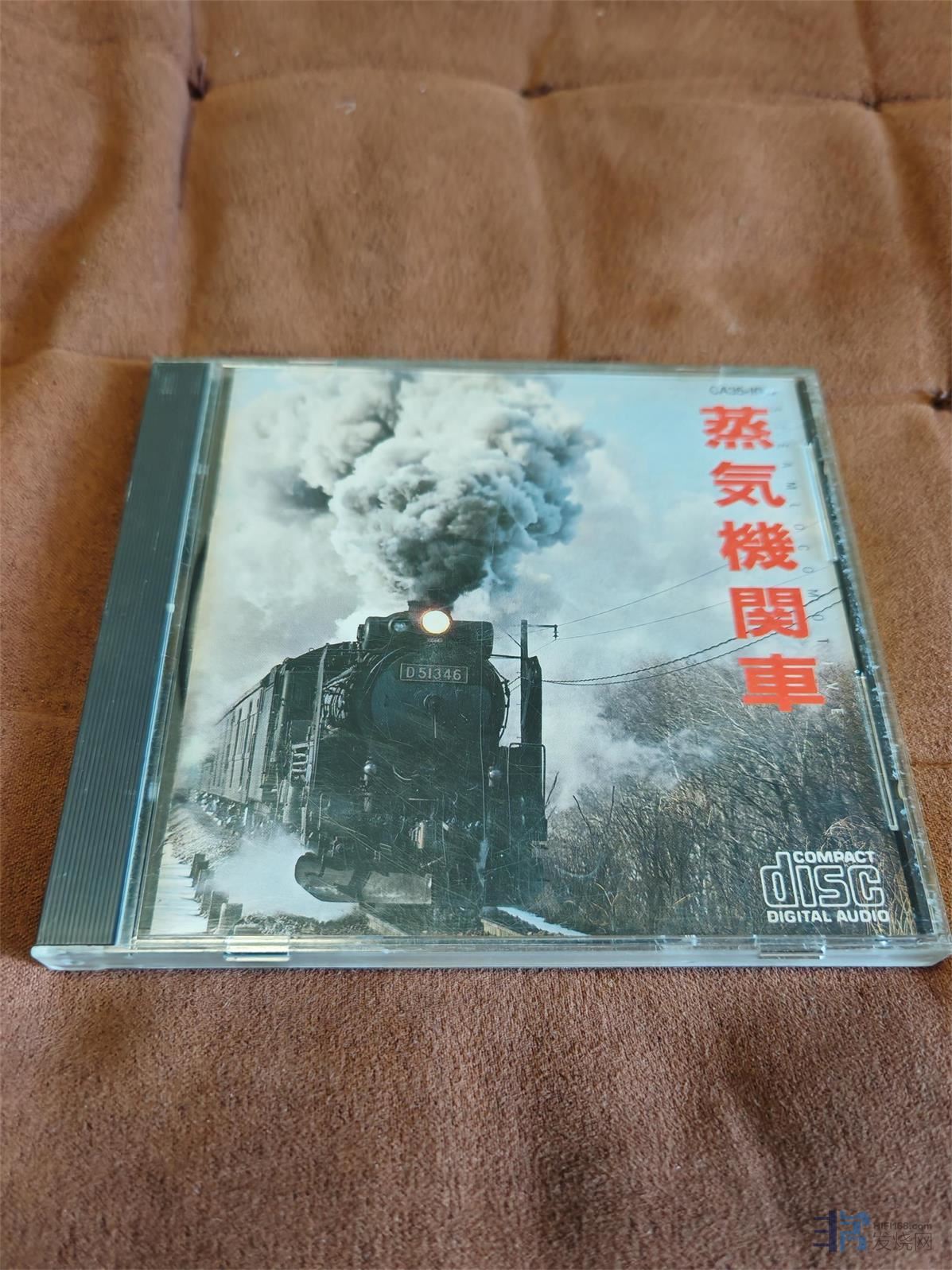 810938